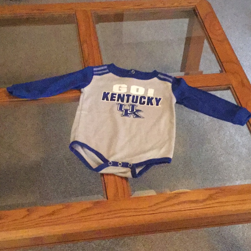 Kentucky UK Onsie NWOT